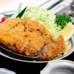トンカツをいつでも好きな時に食べられる←これに必要な年収wwwww
