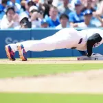 【画像】大谷翔平「試合中に突然腕立て伏せしたらウケるやろなぁ…w」