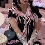 【悲報】藤田シオンさん、出禁ファンに「普通の恋をして」と訴える・・・・・・・・・