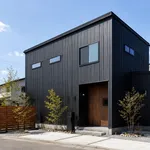 【悲報】なんか最近の家って建材しょぼくねえか？