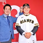 【巨人】小笠原慎之介が入団会見「２年くらいこんな大勢の人に囲まれることなかったのですごい緊張」元中日左腕がナショナルズから電撃加入