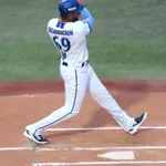 Ｄｅ・新助っ人エンカーナシオン、２軍で３打数０安打、新人Ｐの１３７キロ直球にバットを折られるも「これ以下はないよ」