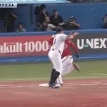 【動画】ヤクルト対広島でとんでもない誤審が発生wwwwwwwwwwwwwwww