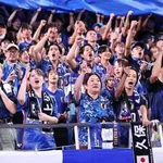 【困惑】W杯現地観戦のサッカー芸人さん、日本人サポーターのゴミ拾いに持論・・・・・・・・・
