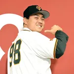 小笠原慎之介　巨人入団「熱意」が決め手　年俸１億８０００万円、背番号９８　２１日まで１軍帯同ブルペン入り、その後は２軍合流予定