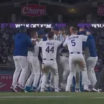 オリオールズの守備ｗｗｗｗｗドジャースが逆転サヨナラ勝ちで4連勝！