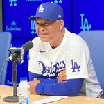 【謎】大谷翔平さん、嫁の出産で育休をとったのに何故か球場に来てウロウロしてた模様