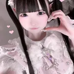 【困惑】街でよく見るこういう女さん、ヘルプマークをぶら下げてるｗｗｗｗｗｗｗｗｗｗ