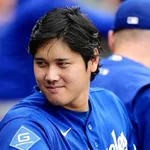 【謎】大谷翔平さん、嫁の出産で育休をとったのに何故か球場に来てウロウロしてた模様