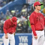 広島ヤクルト戦、雨天中断3回も試合強行←両ファンから疑問の声