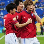 【悲報】日本人さん、まーた旭日旗をスタジアムに掲げて炎上ｗｗｗｗｗｗｗｗｗｗ
