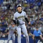 【朗報】高橋遥人、偉業を成し遂げる