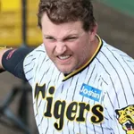 阪神、レフトが4年も埋まらない理由がガチで誰もわからない