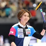 【悲報】カーリング吉村紗也香さん、34歳で現役引退を発表・・・・・・・・・