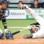 ソフトバンク・石塚綜一郎　下顎骨骨折と診断　前日オリックス戦で顔面付近に死球
