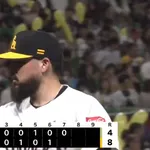 オスナ、17試合連続無失点　防御率0.90
