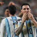 メッシさん、試合中に走った距離たったの2.6キロｗｗｗｗｗｗｗｗ