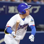 井上一樹「岡林はふくらはぎの張り。病院には行かず、様子を見る」「なくてはならない選手。故障につながるのは避けたい」