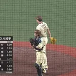 実況「上原は今シーズン西武にかなり打ち込まれてますが、新庄監督は送ってきました…」