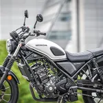 【悲報】250ccとかいう貧困用のバイクｗｗｗｗｗｗｗｗｗｗ
