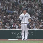 日ハム・水谷、珍スリーベースｗｗｗ 西武の野手達がフェアに気付かず