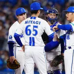 【DeNA】巨人に敗れ、56年以来70年ぶりの９カード連続負け越し　借金は今季ワースト14