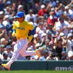 【朗報】レッドソックス吉田正尚、伝統のヤンキース戦で先制ホームラン+シングルのマルチ安打達成！