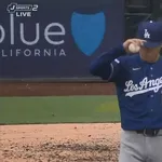 ドジャース・山本由伸、5回にパドレス・シーツに第13号ソロホームランを打たれ同点に追いつかれる…