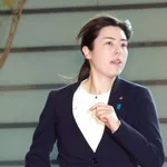 記者「小野田大臣、サッカー盛り上がってますね」小野田紀美（35）「所轄外！興味ないです」
