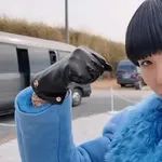 【悲報】新しい学校のリーダーズのメガネがモデル業をやった結果