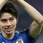 【悲報】田中碧さん、痛恨のボールロストで号泣・・・・・・・・・