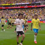 【Ｗ杯】日本が“王国”ブラジルに１点リードで前半終了　佐野海舟の右足ミドルで先制　初の決勝Ｔ勝利へ残り４５分