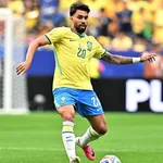 【悲報】ブラジル代表選手さん、日本戦後にすしを食べた写真を投稿してしまうwwwwwwwwww