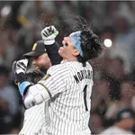 阪神・森下サヨナラ弾で首位浮上　自身初の聖地２発！キング独走１９号　通算勝利打点「４９」球団最速に王手