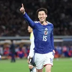 【悲報】鎌田大地さん「優勝を狙うにはサッカーが日本の国技にならないと」・・・・・・・・・