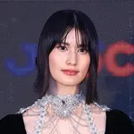 【困惑】橋本愛さんのインスタに誹謗中傷、佐藤二朗さんのハラスメント報道で荒れてしまう・・・・・・・・・