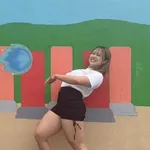 【朗報】こういう足がぶっといムチムチ女さんｗｗｗｗｗｗｗｗｗｗ