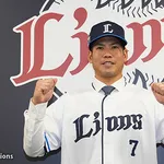 桑原将志(西) 打率.242(194-47) 2本 14打点 出塁率.310 OPS.650←これｗｗｗｗｗｗｗｗｗｗｗｗｗ