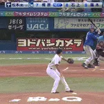 【ヤクルト対DeNA12回戦】DeNA・梶原、ヤクルト・松本健吾から今季第1号先制2ランホームラン！！！！！！！！！！！！！！！