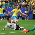 【悲報】森保采配、ブラジル戦後半はドン引きで守るだけだったのに全然叩かれない