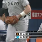 巨人・笹原、プロ初ホームラン! 金丸の150キロを右方向へ