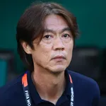 元韓国代表監督のホン・ミョンボ、もう戻らぬ覚悟の出国wwwww