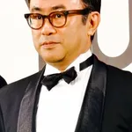 【唖然】佐藤二朗さんのハラスメント報道で三谷幸喜さん「男性俳優は顔がデカいから圧がある」・・・・・・・・・