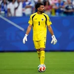 【動画】カーボベルデGK「良い試合にしよう」メッシ「は?気安く話しかけんな」