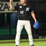 益田(ロ)通算248S、山崎(De)通算246S←この2人