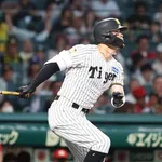 昨日のT-佐藤のランニングホームランｗｗｗｗｗｗｗｗｗｗ