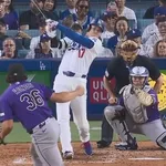 大谷翔平、第四打席で今季7度目の三安打となるライト前ヒット！！！！！！！