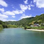 【悲報】陽キャさん、河原でBBQ中に川へ入り流されて死亡・・・・・・・・・