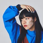 【衝撃】あいみょんさん、体中のタトゥー&タトゥーシールを公開してしまうwwwwwwwwww