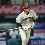 日ハム吉田賢吾、長打率.813ｗｗｗｗｗｗｗｗｗ